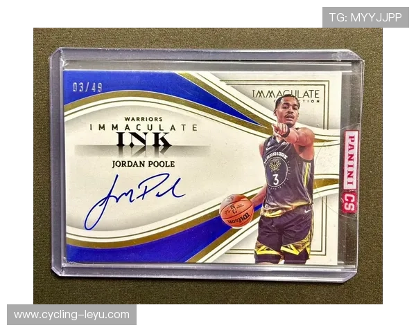 足球球星卡定制尺寸选择与设计技巧解析指南